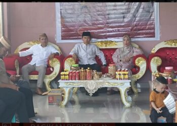 Lebaran Hari Ke-2 Bupati Iskandar Kamaru “Gelar Open House” di Kecamatan Posigadan