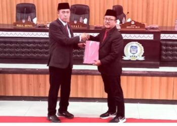 Bupati Bolsel Hadiri Paripurna Ranperda, Ranperbup LKPJ Tahun 2024